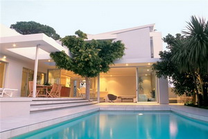 Lion's View Villa and Apartment