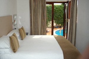Maartens Guesthouse, Fresnaye, Cape Town, Cape Town, Western Cape, South Africa - click for larger image