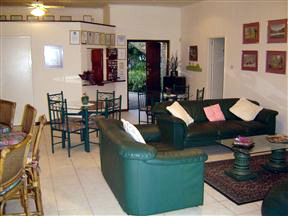 Mdoni House Guest Lodge
