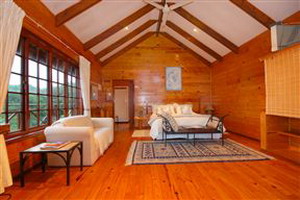 Misty Mountain Rustic Farm Cottages