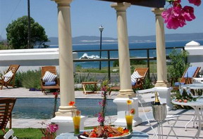 Misty Waves Boutique Hotel
