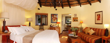 Moontide Guest Lodge