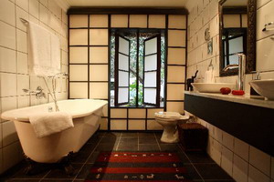 Moontide Guest Lodge