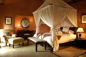 Motswiri Private Safari Lodge, Madikwe Game Reserve