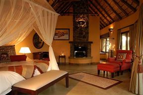Motswiri Private Safari Lodge, Madikwe Game Reserve