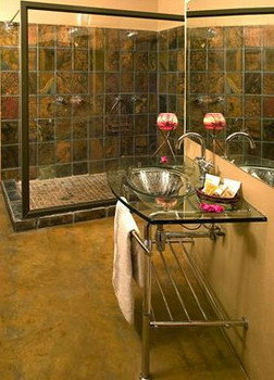 Nkorho Bush Lodge - Sabi Sands Reserve near Kruger National Park, South Africa