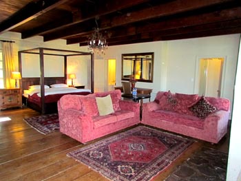 Plettenberg Bay Game Reserve & Accommodation - Click for larger image