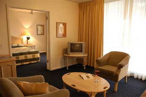 Dolphin Beach Hotel