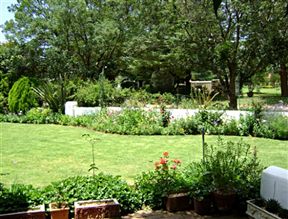 Rosewood Corner Bed and Breakfast