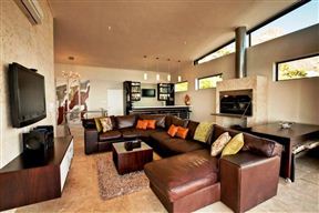 Sea and Rock Villa
