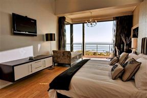 Sea and Rock Villa