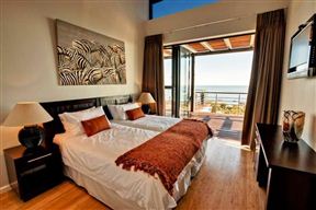 Sea and Rock Villa