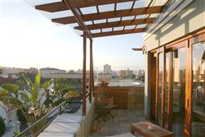 Sweet Ocean View Guesthouse, Sea Point