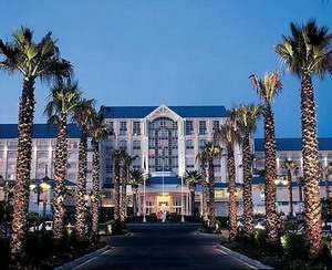 The Table Bay Hotel - a luxury hotel in Cape Town right in the heart of the Waterfront