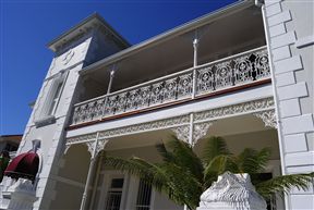 Underberg House
