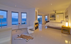 Noetzie Suite - Villa Afrikana - Knysna, Garden Route, South Africa - click for larger version