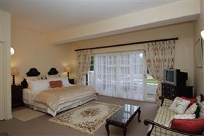 Whale Rock Luxury Lodge